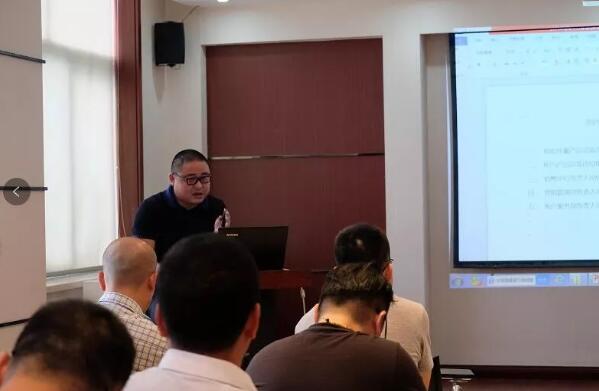 西馳電氣2019銷售中心年中會(huì)議暨團(tuán)隊(duì)拓展活動(dòng)圓滿結(jié)束(圖2) 西馳電氣2019銷售中心年中會(huì)議暨團(tuán)隊(duì)拓展活動(dòng)圓滿結(jié)束(圖2)