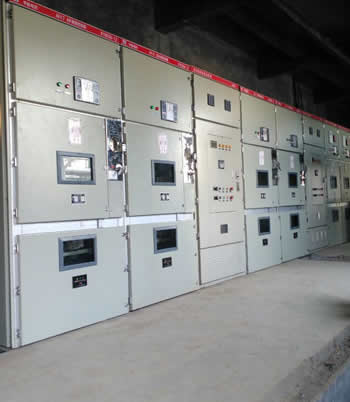 高壓固態(tài)軟起動裝置在泵站、掛扳機和化工行業(yè)的應(yīng)用(圖4)