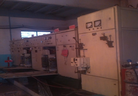 改造前現(xiàn)場(chǎng)圖 高壓軟起在水泵上的應(yīng)用-窯街煤電集團(tuán)1850水泵房(圖1)