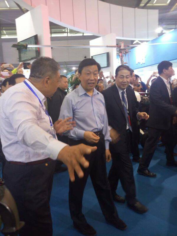 西馳電氣參展中國科協(xié)—軍民融合科技創(chuàng)新展覽會(圖3) 西馳電氣參展中國科協(xié)—軍民融合科技創(chuàng)新展覽會(圖3)