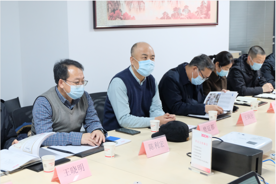 陜西省總商會(huì)副會(huì)長(zhǎng)、西安華歐精密機(jī)械有限公司董事長(zhǎng)樊延都一行來(lái)西馳參觀交流(圖2)