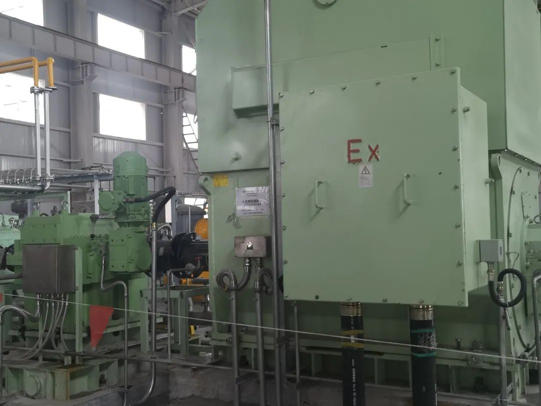 西馳電氣高壓降補(bǔ)軟起動裝置在蒙西某化工廠帶載一次試車成功(圖3) 西馳電氣高壓降補(bǔ)軟起動裝置在蒙西某化工廠帶載一次試車成功(圖3)