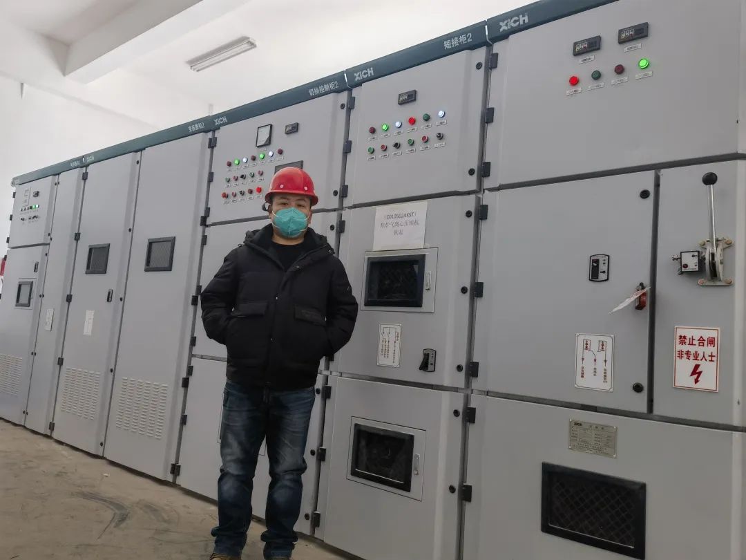 西馳電氣高壓降補(bǔ)軟起動裝置在蒙西某化工廠帶載一次試車成功(圖5) 西馳電氣高壓降補(bǔ)軟起動裝置在蒙西某化工廠帶載一次試車成功(圖5)