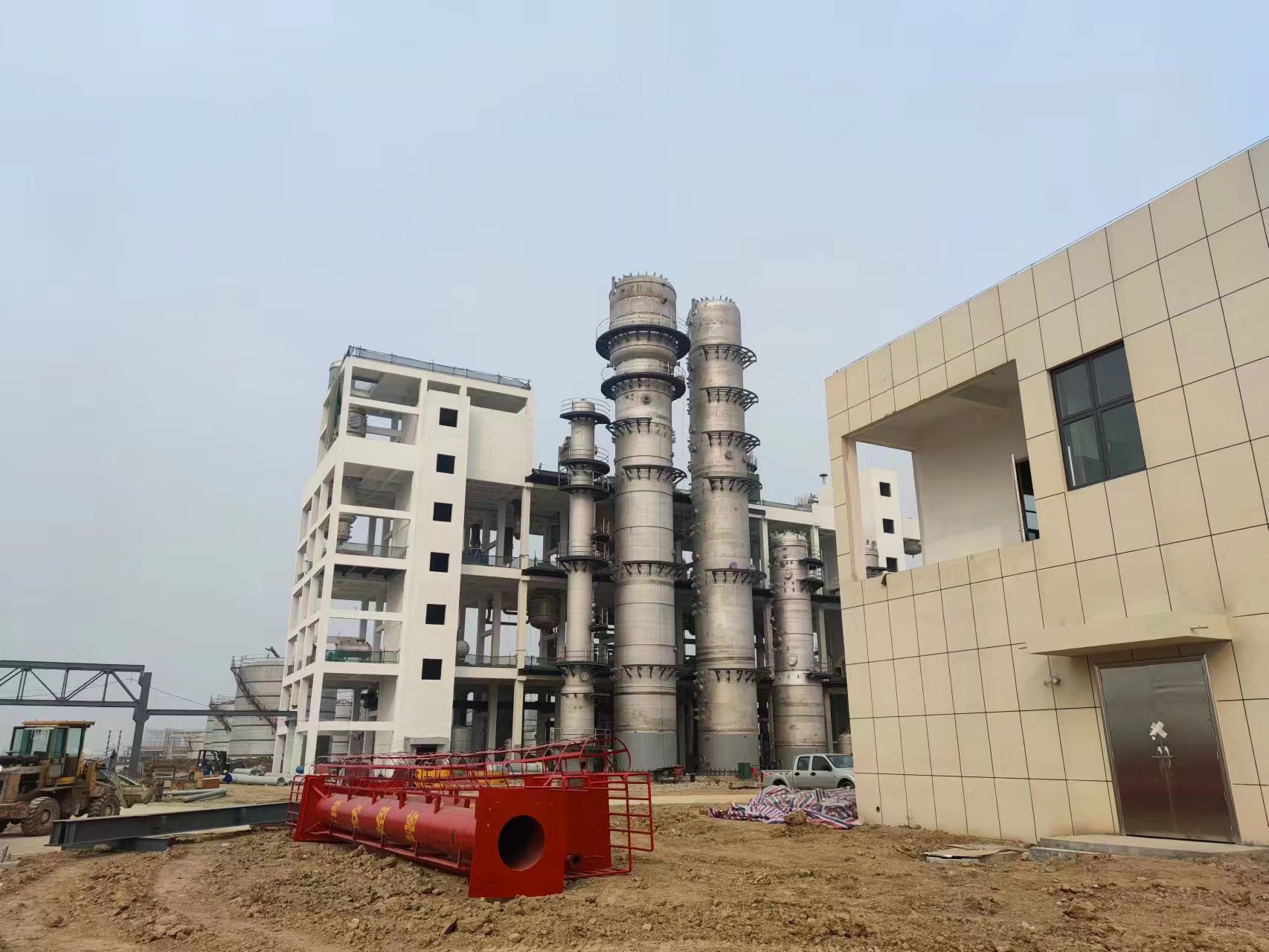 高壓變頻器、軟起動器在化工行業(yè)的應(yīng)用(圖1)